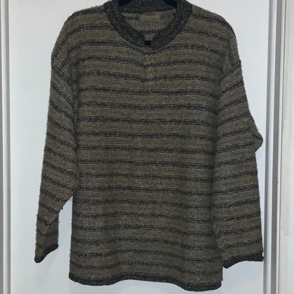Structure Men’s Beige Striped Sweater Medium